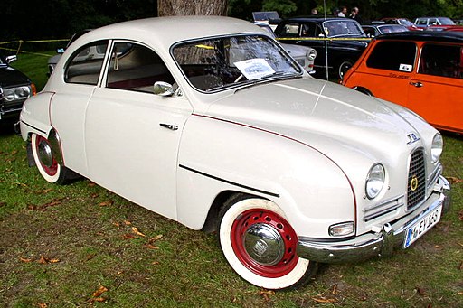 10 klassiska bilar med trecylindriga motorer som överraskar
