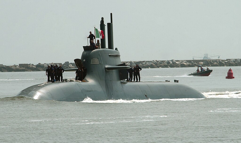 U.S. Navy photo by Mass Communication Specialist 2nd Class Regina L. Brown (Released), Public domain, via Wikimedia Commons