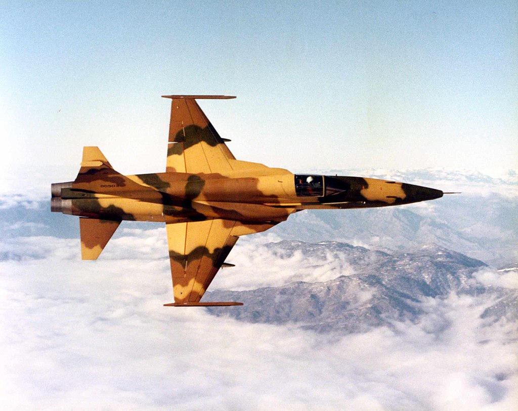 Photo n. (74-00513) released by United States Air Force, Public domain, via Wikimedia Commons