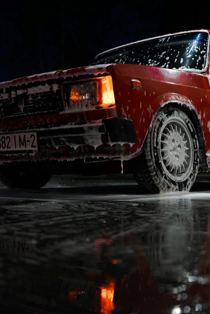 Undvik dessa 9 stora misstag när du tvättar bilen