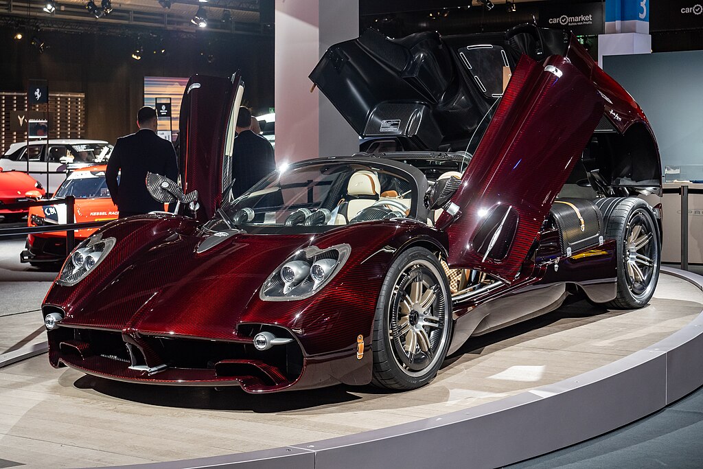 Matti Blume (CC BY-SA //commons.wikimedia.org/wiki/File:Pagani_Utopia_Roadster,_Auto_2024,_Zurich_(PANA1014).jpg or GFDL http://www.gnu.org/copyleft/fdl.html), via Wikimedia Commons