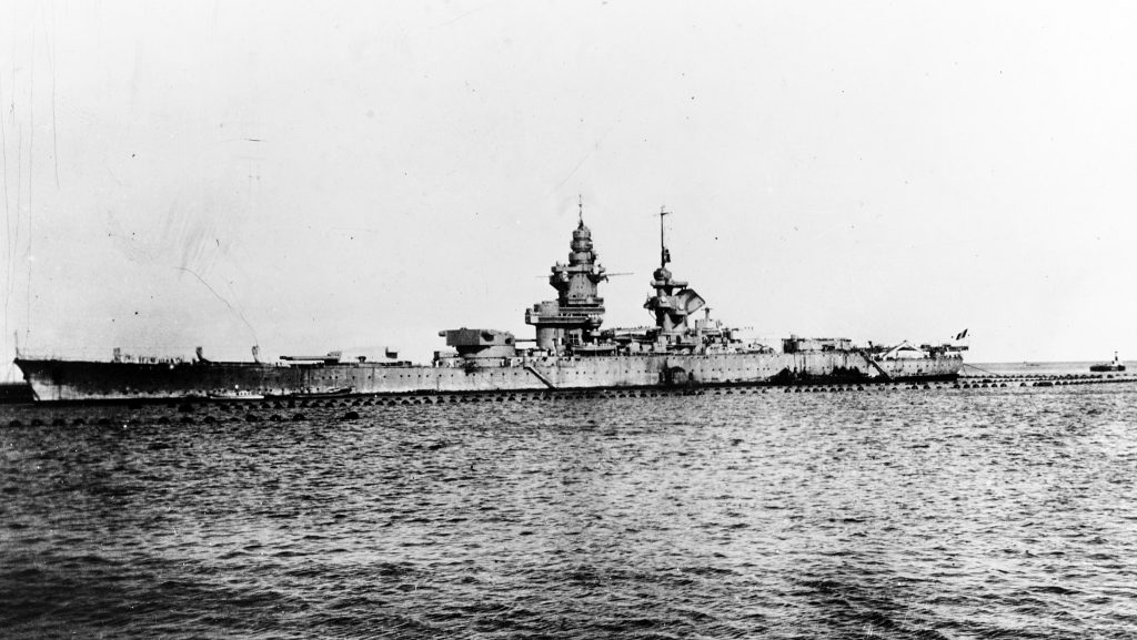history.navy.mil, Public domain, via Wikimedia Commons