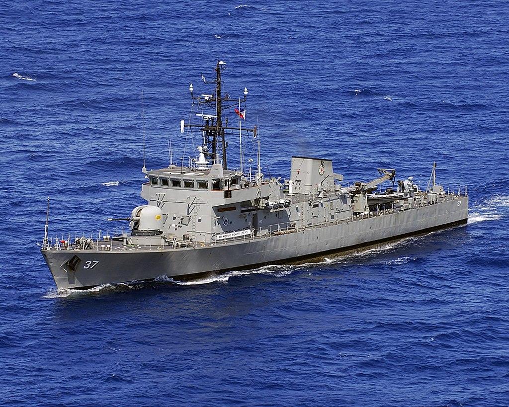 United States Navy, Chief Mass Communication Specialist Ty Swartz, Public domain, via Wikimedia Commons